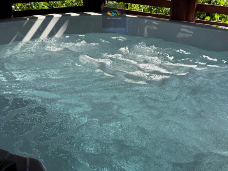 Lawendowy Kącik Noclegi Energylandia Wanna z hydromasażem Zator Infinity Foto Love 18